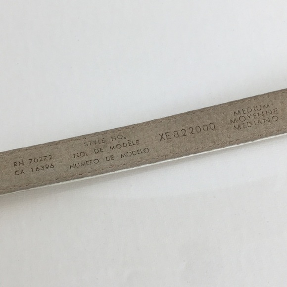 Vintage Liz Claiborne Ivory Colored Leather Belt Gold Tone Buckle Women’s Sz M - Picture 8 of 10